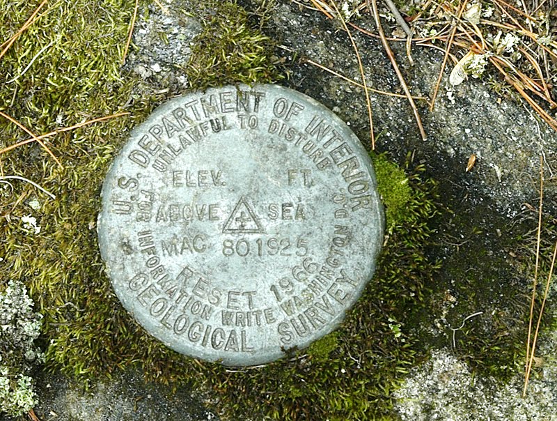 Geodectic control marker